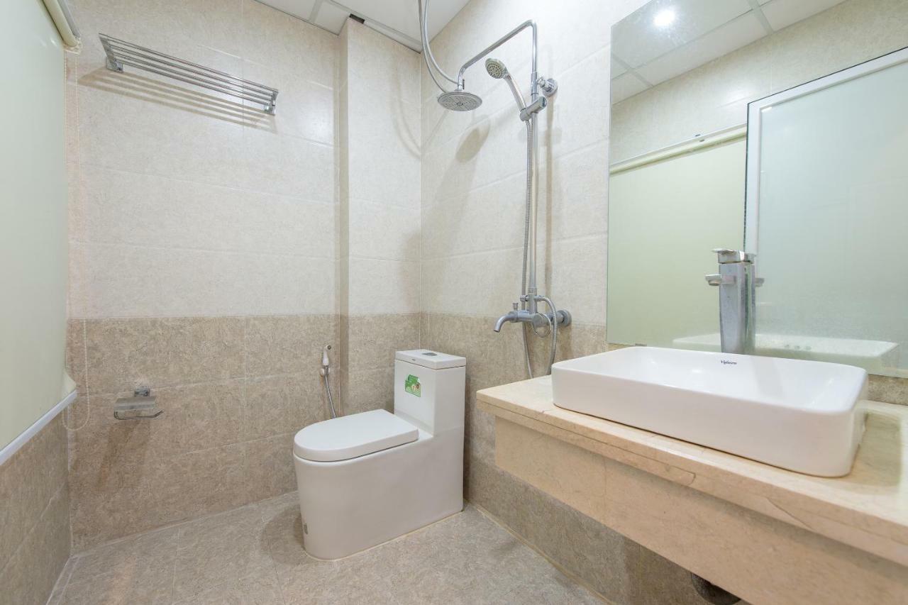 Oyo 196 Sweet Hotel Hanoi Bagian luar foto