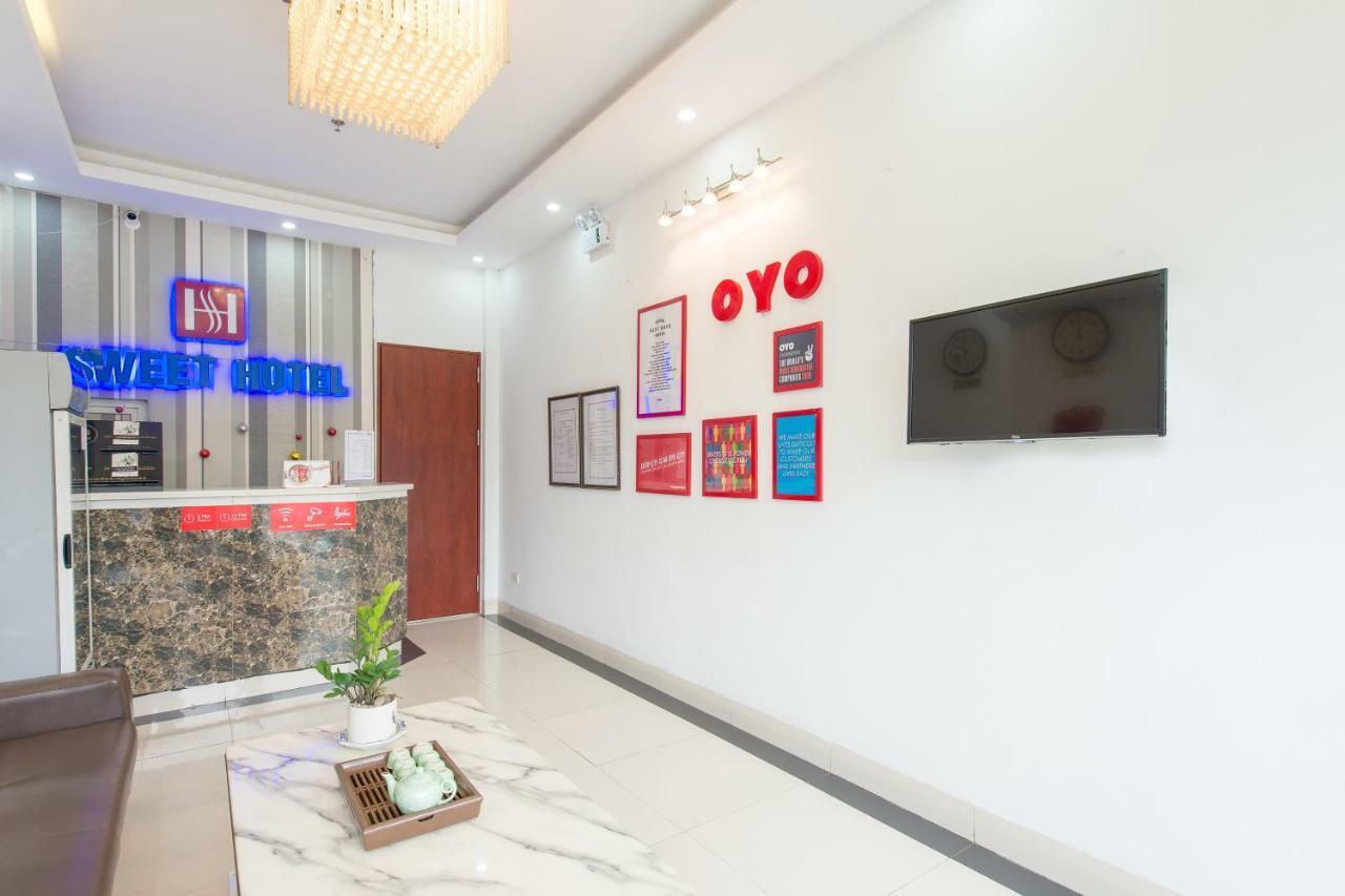 Oyo 196 Sweet Hotel Hanoi Bagian luar foto