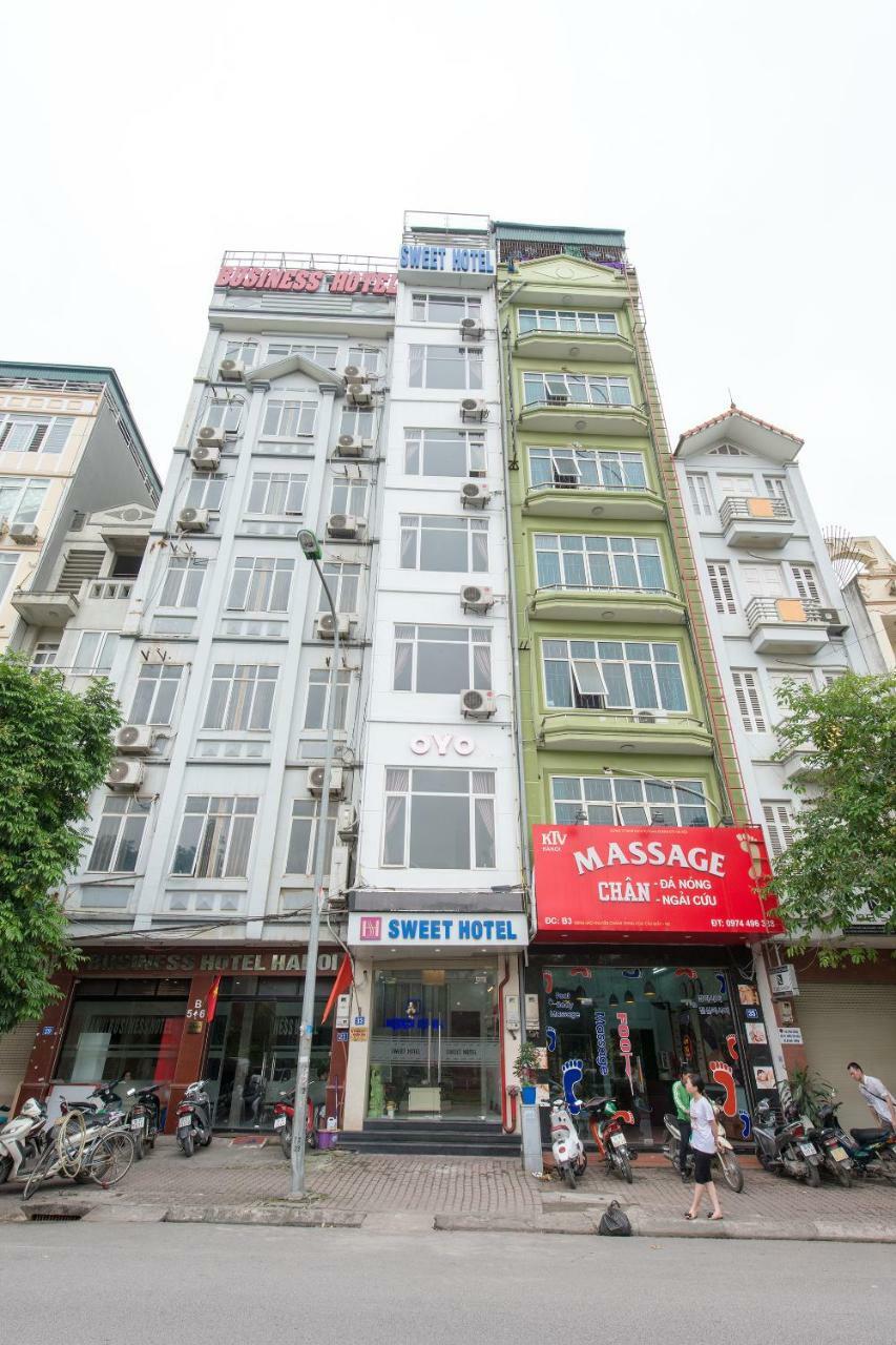Oyo 196 Sweet Hotel Hanoi Bagian luar foto