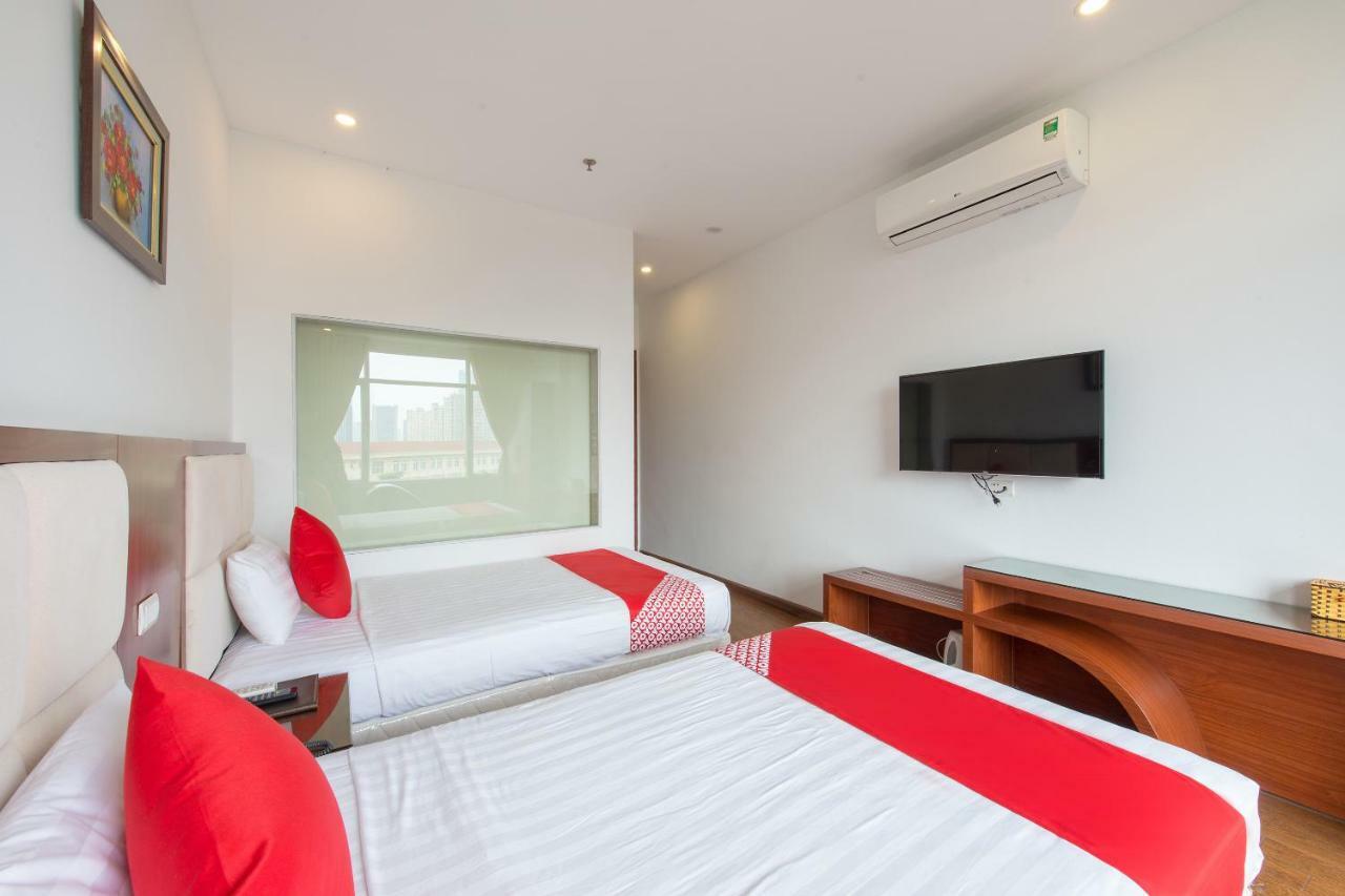 Oyo 196 Sweet Hotel Hanoi Bagian luar foto
