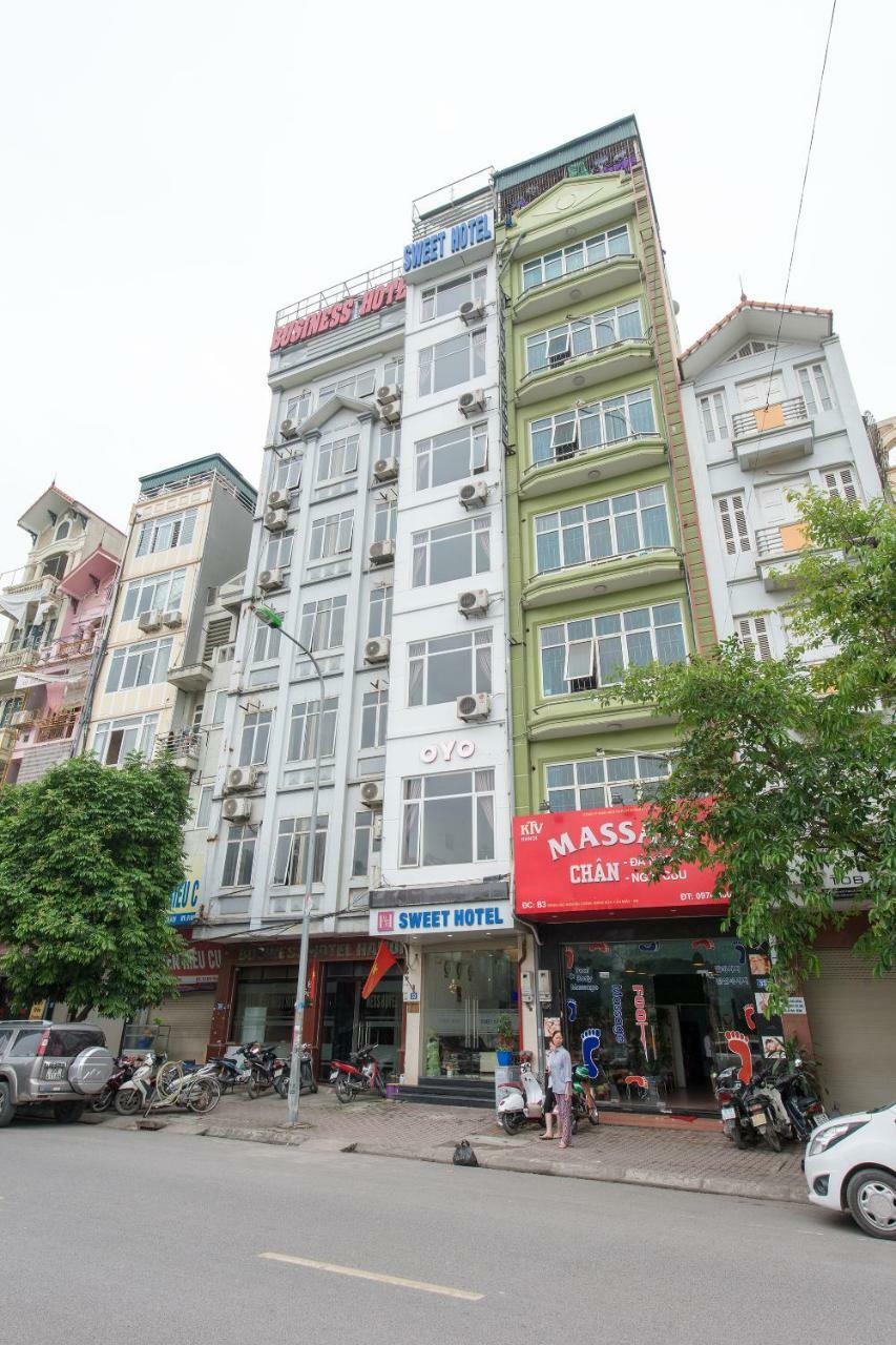 Oyo 196 Sweet Hotel Hanoi Bagian luar foto