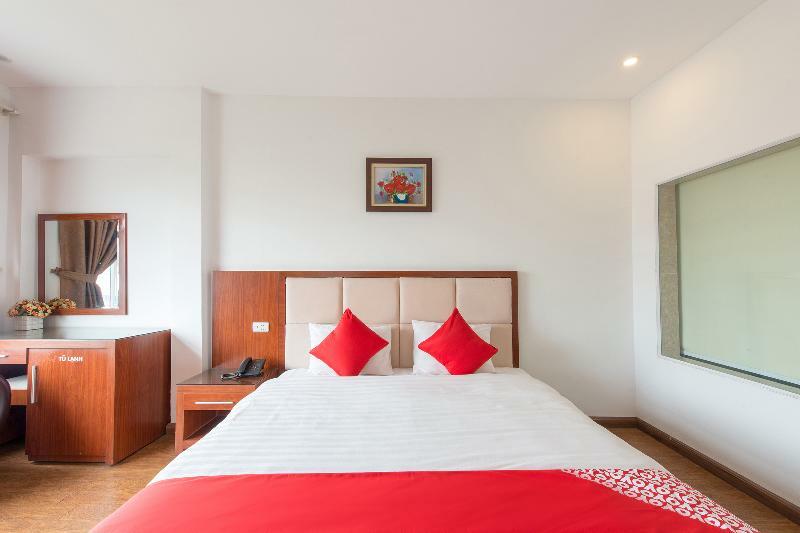 Oyo 196 Sweet Hotel Hanoi Bagian luar foto